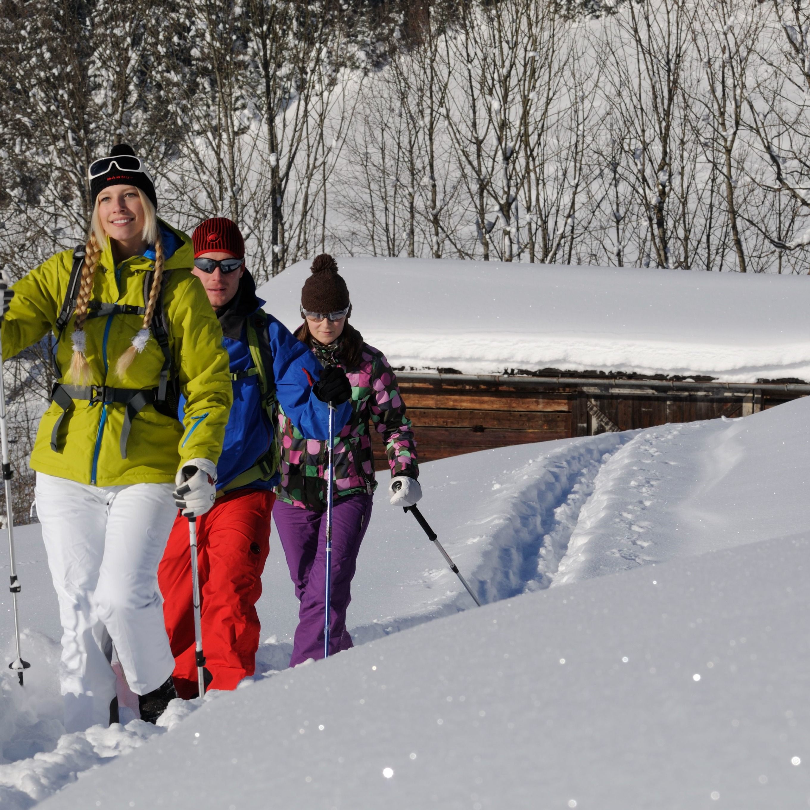 Wandern durch Tiefschnee © Eisele Hein.JPG